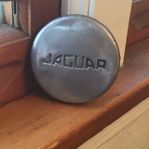 Jaguar Gas tank cover